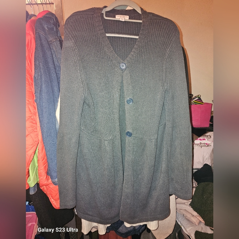 Grey maternity sweater